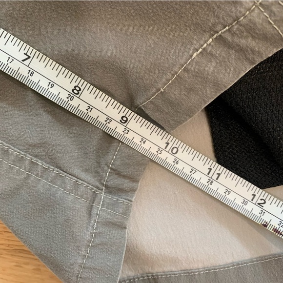 Men’s Kuhl Cargo Style Hiking Outdoor Camping Fishing Shorts Size 32 - Picture 13 of 13